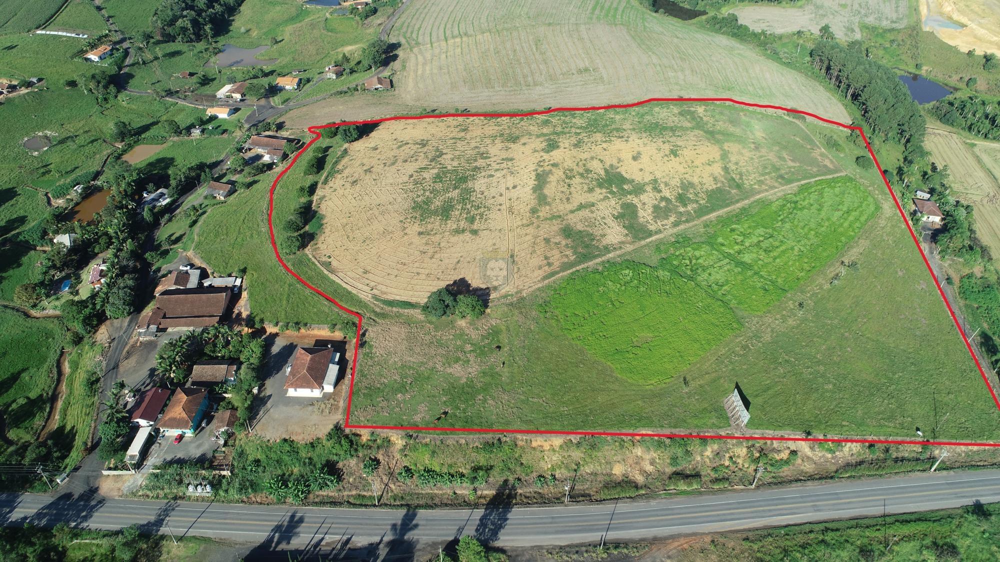 Atenção investidor! 70.000m² úteis com 260m frente a Rodovia - SC 116 / 422 - Pouso Redondo - SC - Taió/Sc, Rodovia SC - 116 / 422