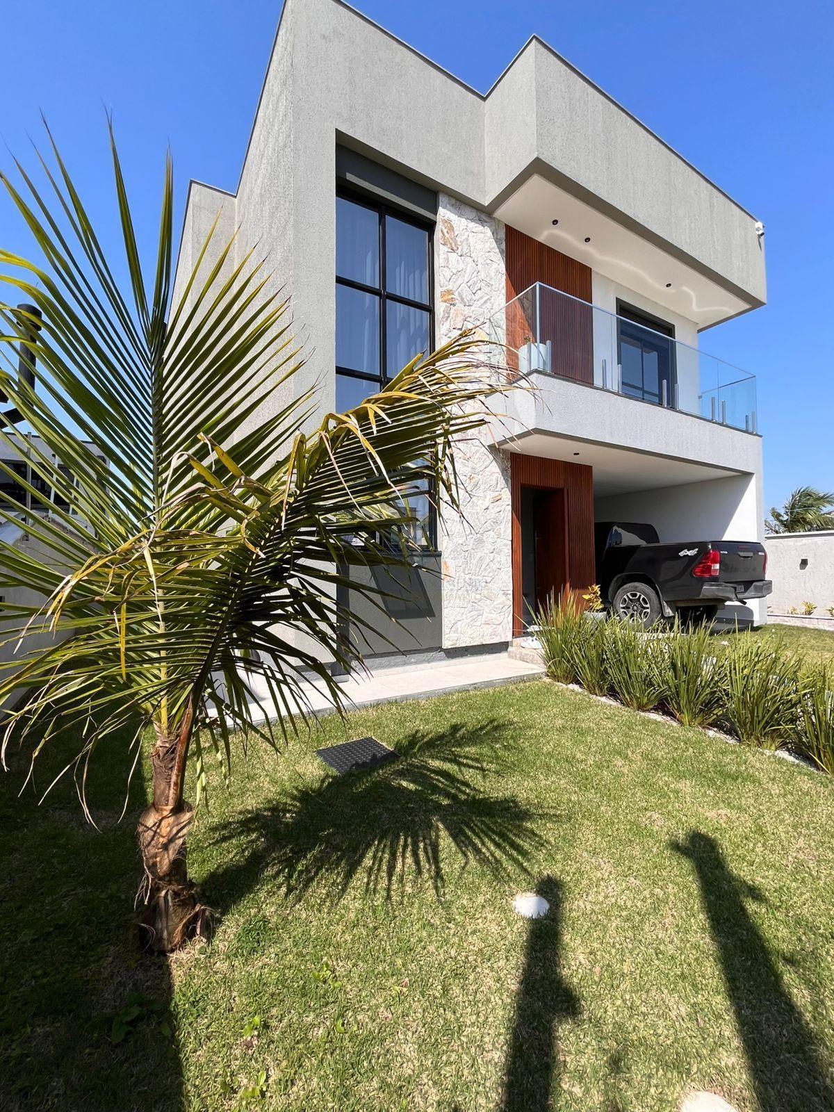 Oportunidade! Casa Seminova de alto padrão em Praia na Palhoça - SC - Palhoça /SC, 