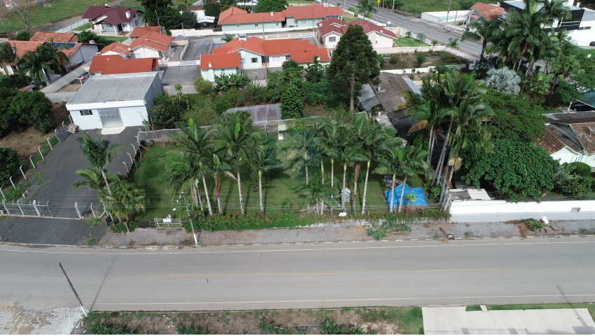 Terrenos (comerciais ou residenciais) à venda no bairro Seminário - SC